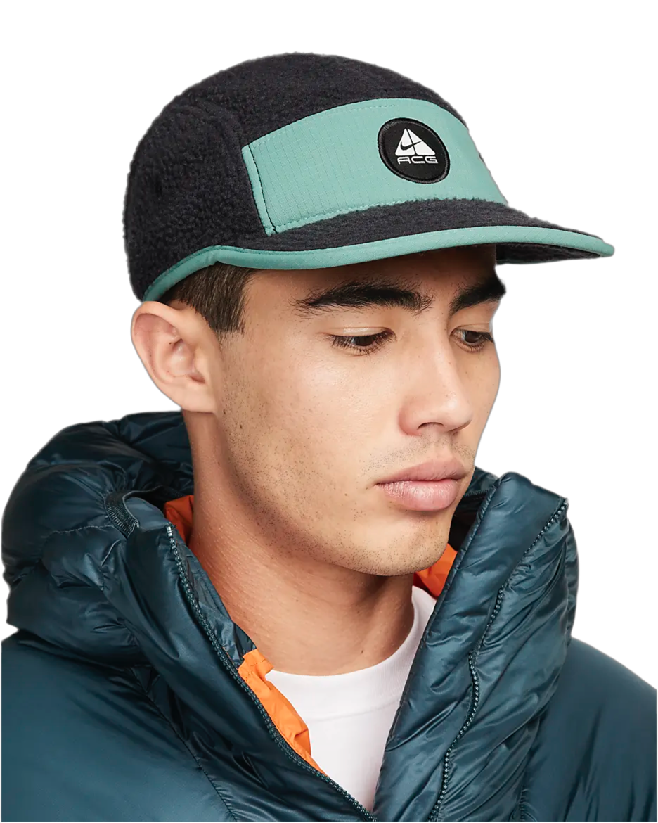 Nike Therma-FIT Fly
Unstructured ACG Cap