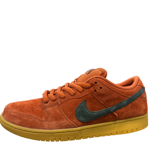 Nike SB Dunk Low
Burnt Sunrise